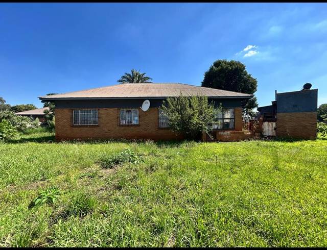 12 BEDROOM HOUSE FOR SALE IN BENONI